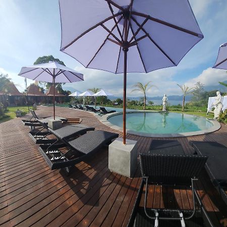 Starlake Villa & Glamping Kubupenlokan Buitenkant foto