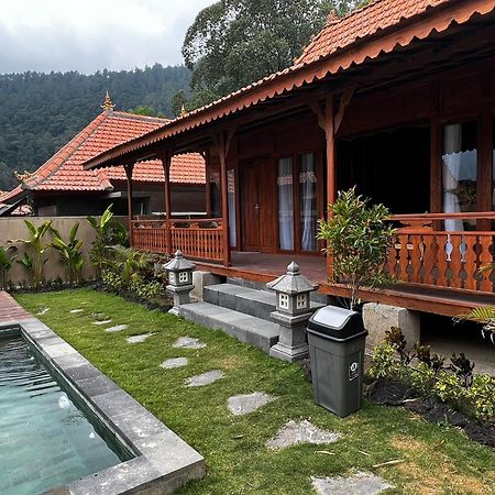 Starlake Villa & Glamping Kubupenlokan Buitenkant foto