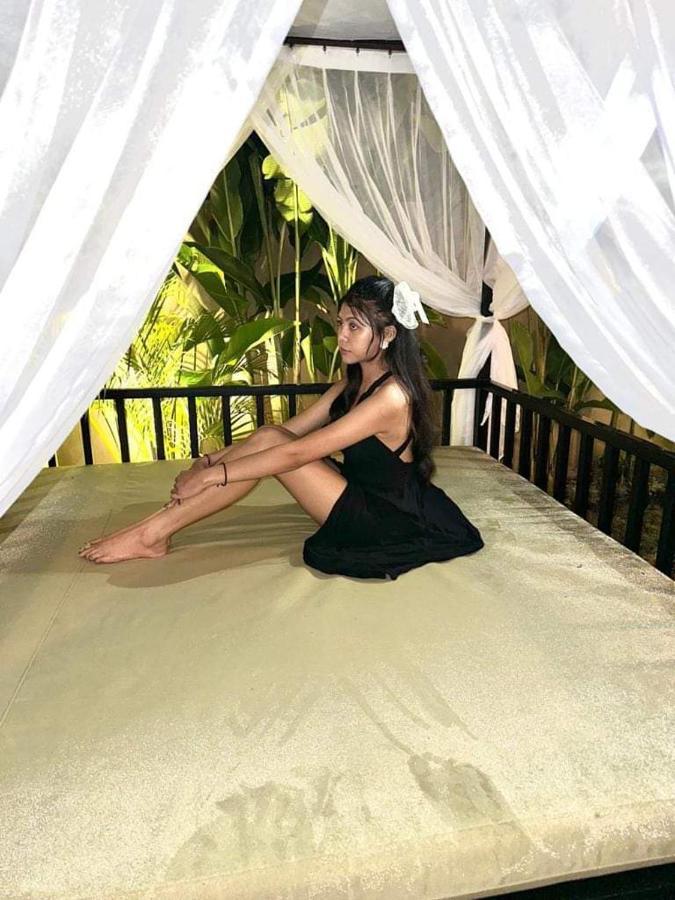 Starlake Villa & Glamping Kubupenlokan Buitenkant foto